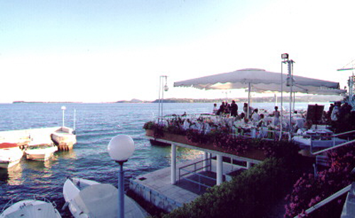 Terrasse des Restaurants am Gardasee